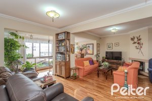 Apartamento à venda com 136m², 3 dormitórios, 1 suíte, 2 vagas, no bairro Tristeza em PORTO ALEGRE