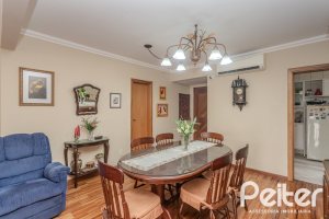 Apartamento à venda com 136m², 3 dormitórios, 1 suíte, 2 vagas, no bairro Tristeza em PORTO ALEGRE