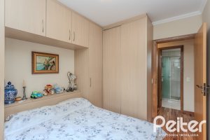 Apartamento à venda com 136m², 3 dormitórios, 1 suíte, 2 vagas, no bairro Tristeza em PORTO ALEGRE