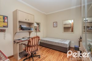 Apartamento à venda com 136m², 3 dormitórios, 1 suíte, 2 vagas, no bairro Tristeza em PORTO ALEGRE