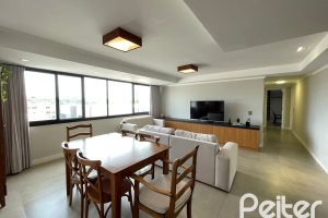 Apartamento à venda com 107m², 3 dormitórios, 3 suítes, 2 vagas, no bairro Nonoai em Porto Alegre