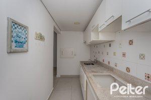 Apartamento à venda com 57m², 2 dormitórios, 1 suíte, 1 vaga, no bairro Vila Nova em PORTO ALEGRE