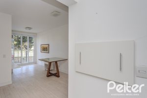 Apartamento à venda com 57m², 2 dormitórios, 1 suíte, 1 vaga, no bairro Vila Nova em PORTO ALEGRE