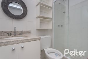 Apartamento à venda com 57m², 2 dormitórios, 1 suíte, 1 vaga, no bairro Vila Nova em PORTO ALEGRE