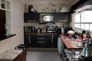 Casa à venda com 324m², 5 dormitórios, 1 suíte, 2 vagas, no bairro Jardim Isabel em Porto Alegre