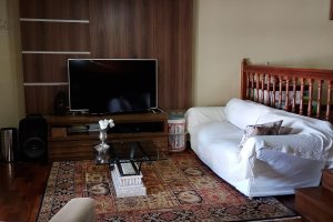 Casa à venda com 324m², 5 dormitórios, 1 suíte, 2 vagas, no bairro Jardim Isabel em Porto Alegre