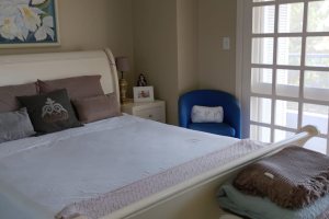 Casa à venda com 324m², 5 dormitórios, 1 suíte, 2 vagas, no bairro Jardim Isabel em Porto Alegre