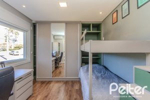 Casa em Condomínio à venda com 340m², 3 dormitórios, 3 suítes, 4 vagas, no bairro Alphaville em PORTO ALEGRE