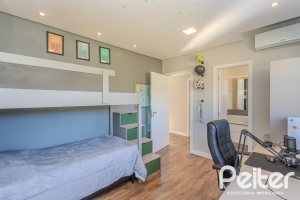 Casa em Condomínio à venda com 340m², 3 dormitórios, 3 suítes, 4 vagas, no bairro Alphaville em PORTO ALEGRE