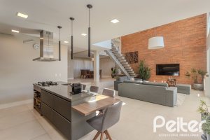 Casa em Condomínio à venda com 340m², 3 dormitórios, 3 suítes, 4 vagas, no bairro Alphaville em PORTO ALEGRE