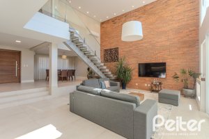 Casa em Condomínio à venda com 340m², 3 dormitórios, 3 suítes, 4 vagas, no bairro Alphaville em PORTO ALEGRE