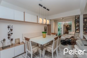 Casa em Condomínio à venda com 159m², 3 dormitórios, 1 suíte, 2 vagas, no bairro Tristeza em PORTO ALEGRE