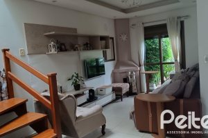 Casa à venda com 139m², 3 dormitórios, 1 suíte, 1 vaga, no bairro Hípica em Porto Alegre