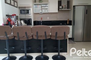 Casa à venda com 139m², 3 dormitórios, 1 suíte, 1 vaga, no bairro Hípica em Porto Alegre
