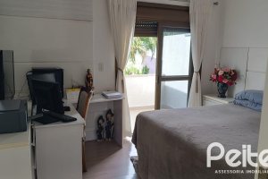 Casa à venda com 139m², 3 dormitórios, 1 suíte, 1 vaga, no bairro Hípica em Porto Alegre