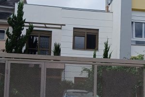Casa à venda com 139m², 3 dormitórios, 1 suíte, 1 vaga, no bairro Hípica em Porto Alegre