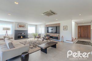 Casa em Condomínio à venda com 441m², 4 dormitórios, 4 suítes, 3 vagas, no bairro Alphaville em PORTO ALEGRE