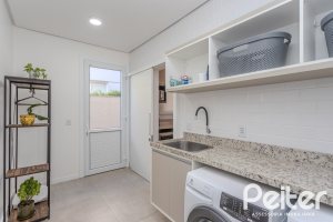 Casa em Condomínio à venda com 441m², 4 dormitórios, 4 suítes, 3 vagas, no bairro Alphaville em PORTO ALEGRE