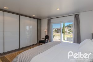 Casa em Condomínio à venda com 441m², 4 dormitórios, 4 suítes, 3 vagas, no bairro Alphaville em PORTO ALEGRE