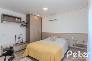 Casa em Condomínio à venda com 441m², 4 dormitórios, 4 suítes, 3 vagas, no bairro Alphaville em PORTO ALEGRE