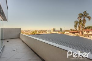 Apartamento à venda com 161m², 3 dormitórios, 3 suítes, 3 vagas, no bairro Cristal em Porto Alegre