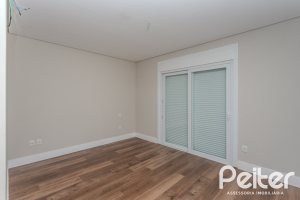 Apartamento à venda com 161m², 3 dormitórios, 3 suítes, 3 vagas, no bairro Cristal em Porto Alegre