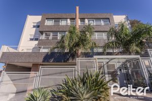 Apartamento à venda com 161m², 3 dormitórios, 3 suítes, 3 vagas, no bairro Cristal em Porto Alegre