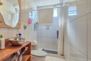 Apartamento à venda com 55m², 2 dormitórios, no bairro Tristeza em Porto Alegre