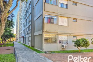 Apartamento à venda com 55m², 2 dormitórios, no bairro Tristeza em Porto Alegre