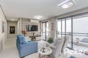 Apartamento à venda com 108m², 3 dormitórios, 1 suíte, 1 vaga, no bairro Tristeza em Porto Alegre