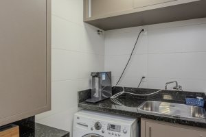Apartamento à venda com 108m², 3 dormitórios, 1 suíte, 1 vaga, no bairro Tristeza em Porto Alegre