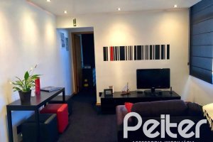 Apartamento à venda com 41m², 1 dormitório, 1 vaga, no bairro Tristeza em Porto Alegre