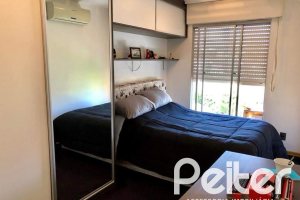 Apartamento à venda com 41m², 1 dormitório, 1 vaga, no bairro Tristeza em Porto Alegre