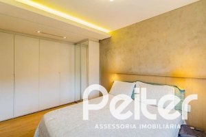Apartamento à venda com 69m², 2 dormitórios, 1 suíte, 1 vaga, no bairro Tristeza em PORTO ALEGRE