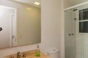 Apartamento à venda com 69m², 2 dormitórios, 1 suíte, 1 vaga, no bairro Tristeza em PORTO ALEGRE