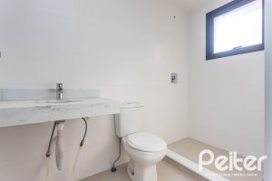 Apartamento à venda com 70m², 2 dormitórios, 1 suíte, 2 vagas, no bairro Tristeza em Porto Alegre