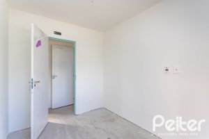 Apartamento à venda com 70m², 2 dormitórios, 1 suíte, 2 vagas, no bairro Tristeza em Porto Alegre