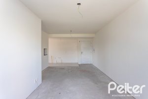Apartamento à venda com 70m², 2 dormitórios, 1 suíte, 2 vagas, no bairro Tristeza em Porto Alegre