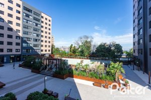 Apartamento à venda com 70m², 2 dormitórios, 1 suíte, 2 vagas, no bairro Tristeza em Porto Alegre