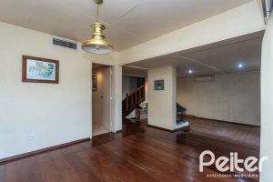 Casa em Condomínio à venda com 363m², 3 dormitórios, 2 suítes, 4 vagas, no bairro Cavalhada em PORTO ALEGRE