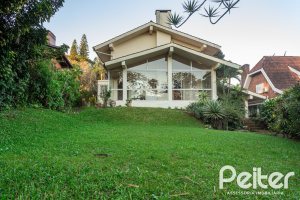 Casa em Condomínio à venda com 363m², 3 dormitórios, 2 suítes, 4 vagas, no bairro Cavalhada em PORTO ALEGRE