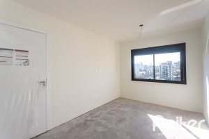 Apartamento à venda com 103m², 3 dormitórios, 3 suítes, 2 vagas, no bairro Tristeza em Porto Alegre