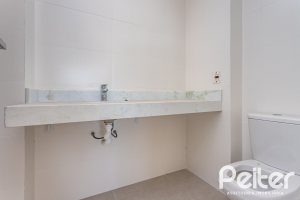 Apartamento à venda com 103m², 3 dormitórios, 3 suítes, 2 vagas, no bairro Tristeza em Porto Alegre