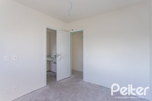 Apartamento à venda com 103m², 3 dormitórios, 3 suítes, 2 vagas, no bairro Tristeza em Porto Alegre