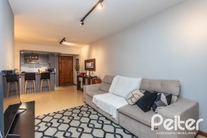 Apartamento à venda com 121m², 3 dormitórios, 1 suíte, 2 vagas, no bairro Tristeza em PORTO ALEGRE