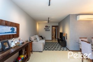 Apartamento à venda com 121m², 3 dormitórios, 1 suíte, 2 vagas, no bairro Tristeza em PORTO ALEGRE