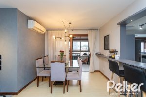 Apartamento à venda com 121m², 3 dormitórios, 1 suíte, 2 vagas, no bairro Tristeza em PORTO ALEGRE