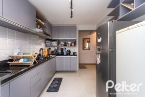 Apartamento à venda com 121m², 3 dormitórios, 1 suíte, 2 vagas, no bairro Tristeza em PORTO ALEGRE
