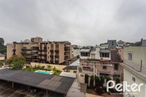Apartamento à venda com 121m², 3 dormitórios, 1 suíte, 2 vagas, no bairro Tristeza em PORTO ALEGRE