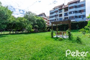 Apartamento à venda com 129m², 4 dormitórios, 1 suíte, 2 vagas, no bairro Ipanema em Porto Alegre
